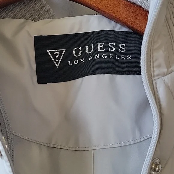 GUESS vintage quilted parka with removable faux fur hood - Picture 4 of 6